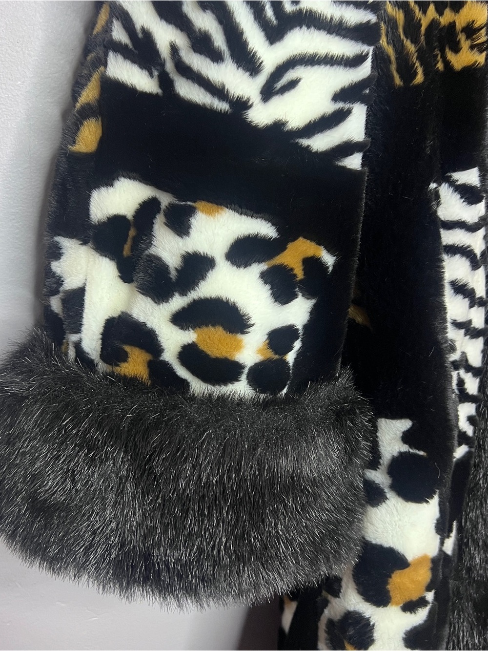 Vintage Olympia Patchwork Faux Fur Animal Print Coat Size Medium - Picture 8 of 15